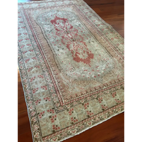 Margot 4.5’ x 6 - Medium Area Rug