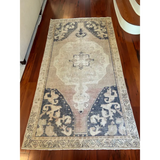 Ophelia 4x8 - Medium Area Rug